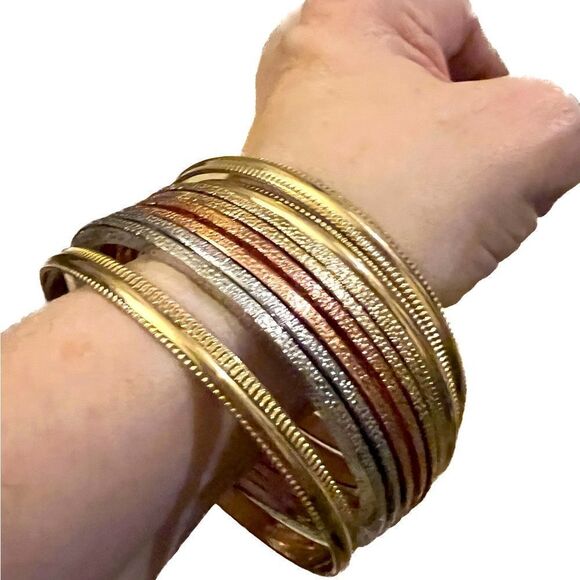 BANGLE BRACELETS tied together, fun and funky - Picture 1 of 3